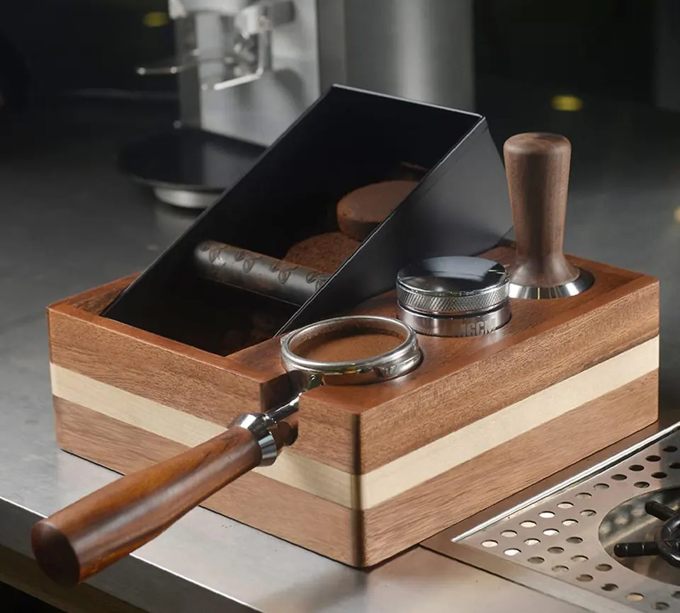 Knock Box & Stasiun