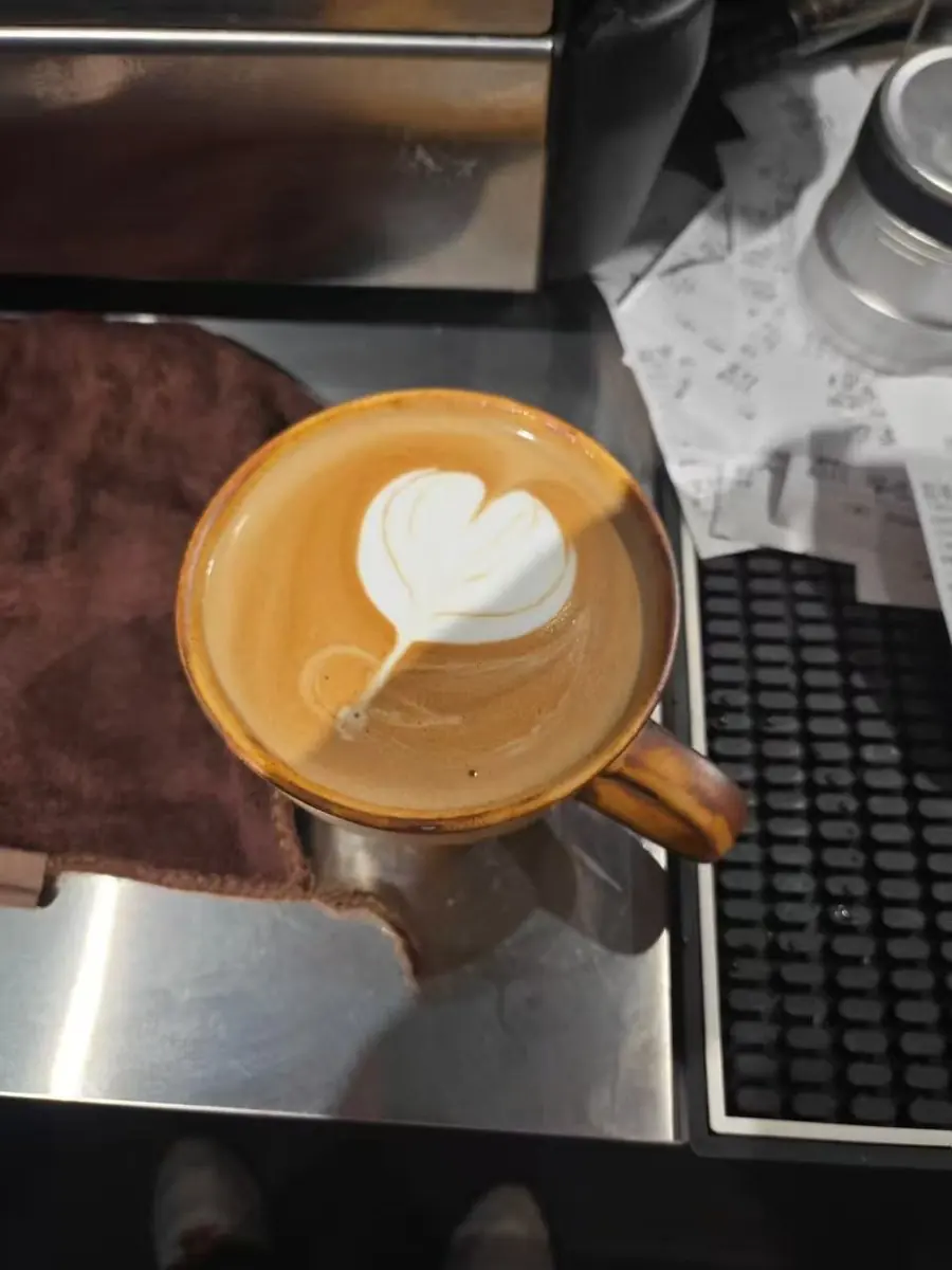 Tulip heart on a ceramic cup